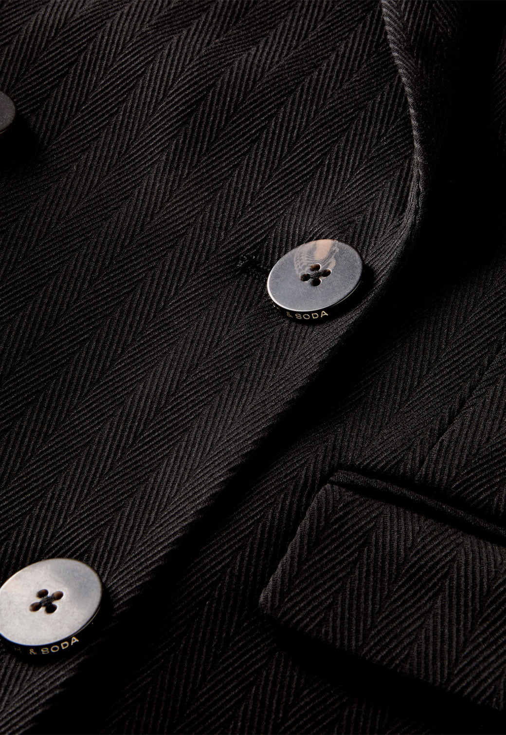 Black ווסט מחויט עם רכיסת כפתורים SCOTCH & SODA