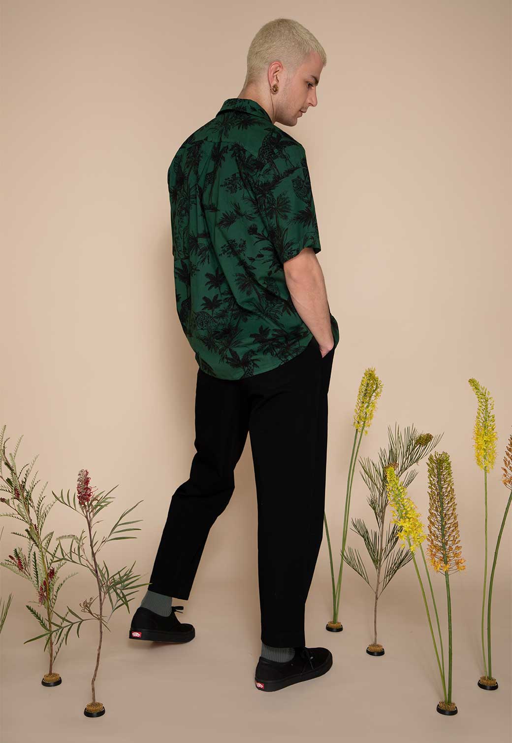 Tan חולצה מכופתרת קצרה לגברים Paradise FOREST