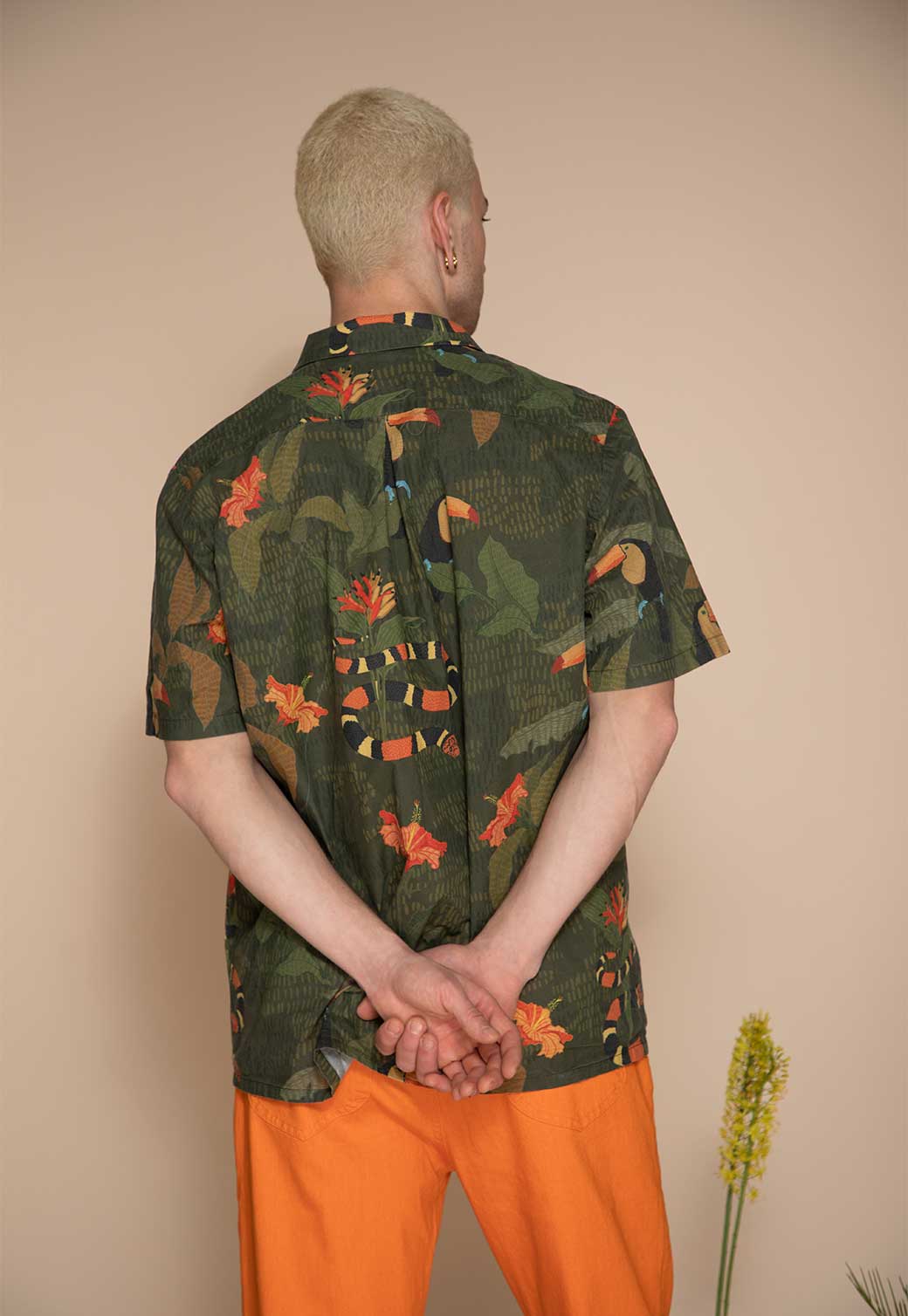 Tan חולצה מכופתרת קצרה לגברים Toucan FOREST