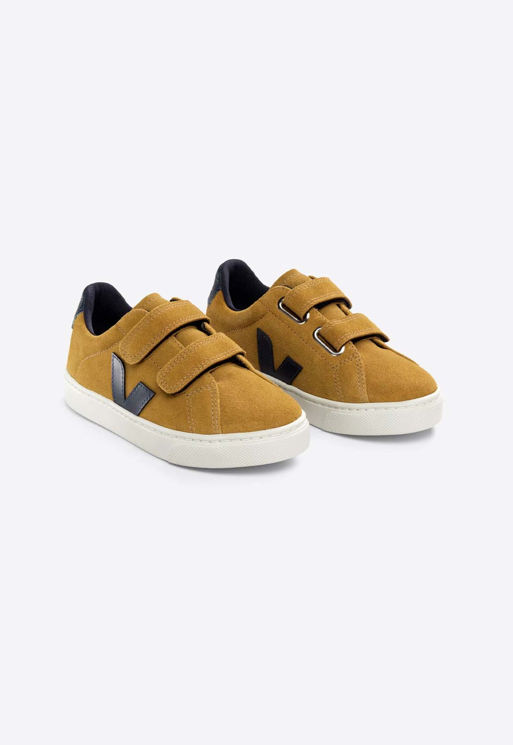 White Smoke SMALL ESPL SUEDE CAMEL_NAUTICO סניקרס VEJA