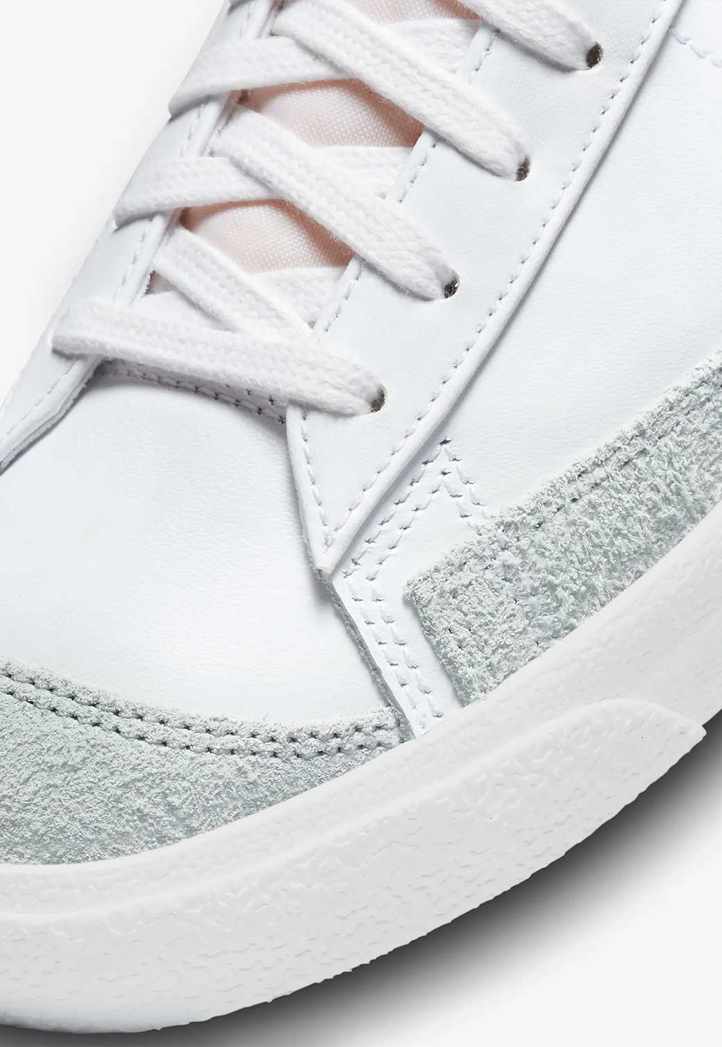 Lavender סניקרס לגברים Blazer MId '77 Vintage NIKE