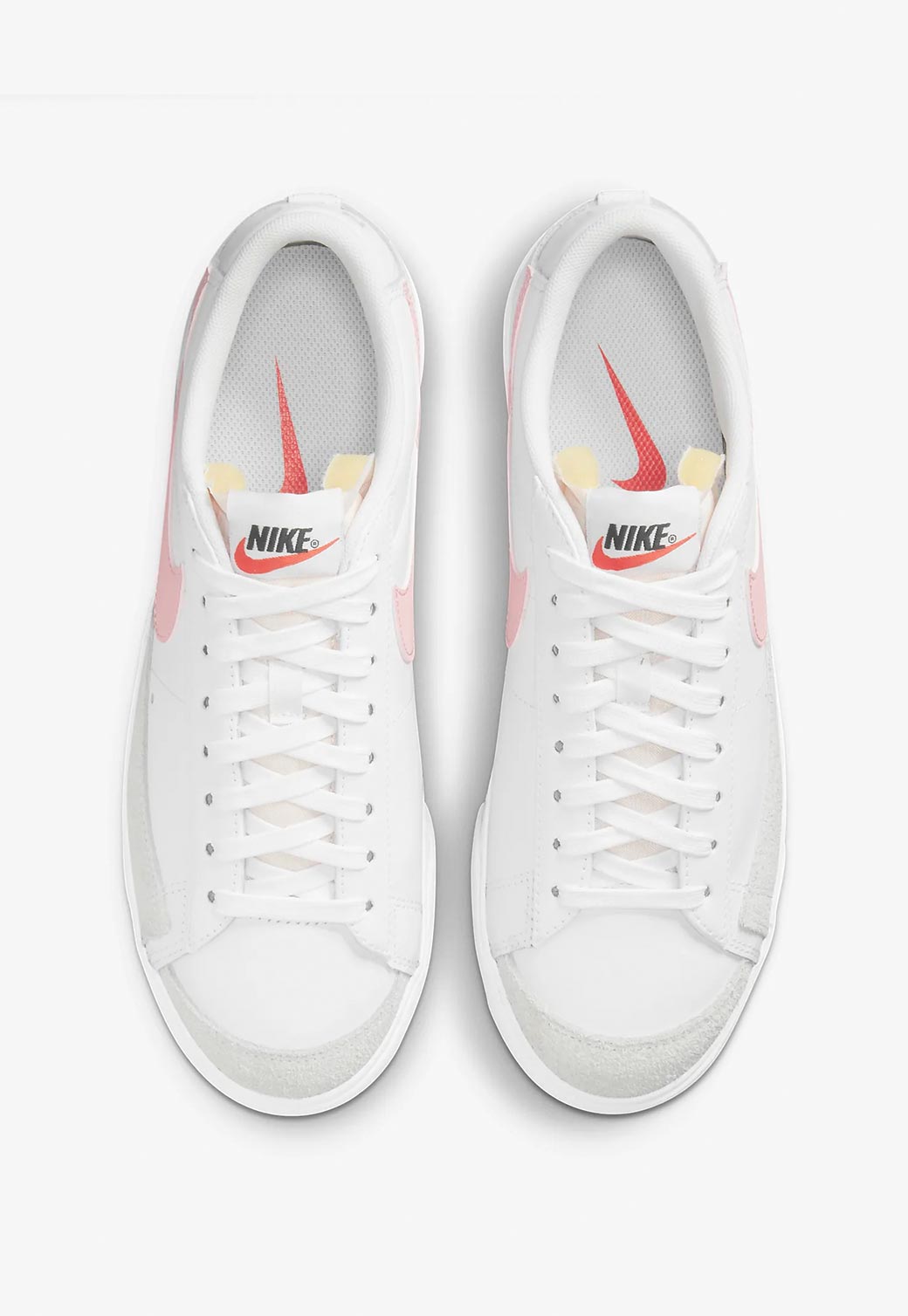 White Smoke סניקרס Blazer Low Platform NIKE