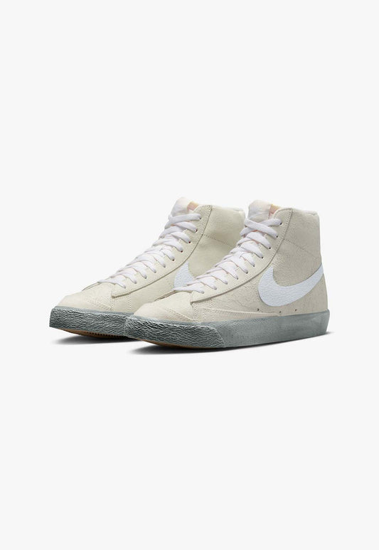 White Smoke סניקרס לגברים Blazer MId '77 NIKE