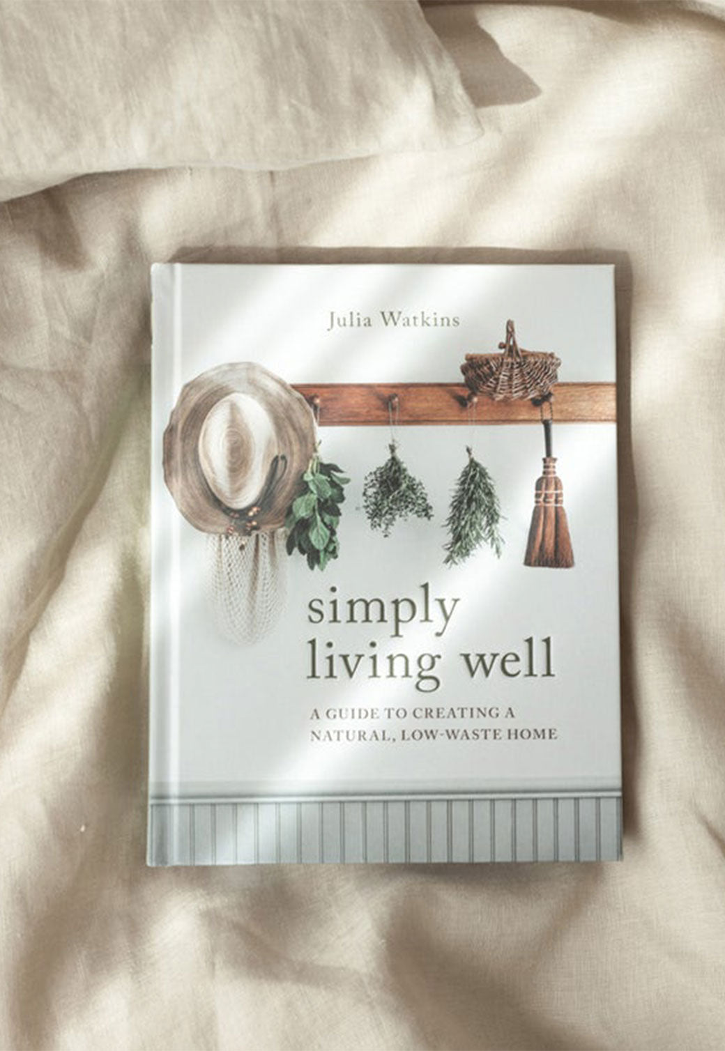 Light Gray ספר SIMPLY LIVING WELL SHALOSH BOOKS